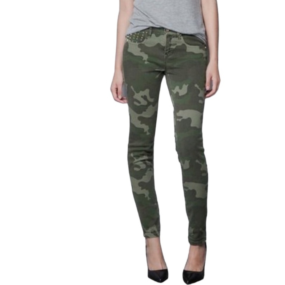 Zara Trafaluc Skinny Camo Jeans